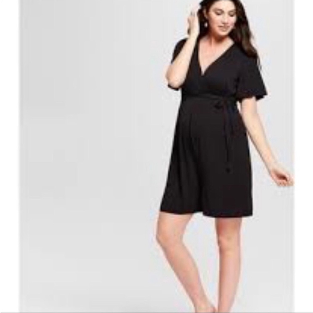 💕 HOST PICK 6/7💕 Maternity  Short romper